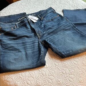 American Eagle Outfitters  Men’s Medium Blue Straight Leg Jeans